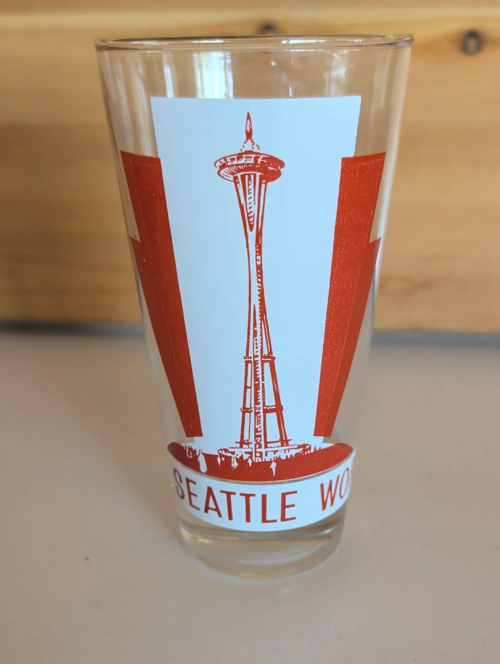 1962 Seattle World Fair Tower Red Graphic Pint Glass.